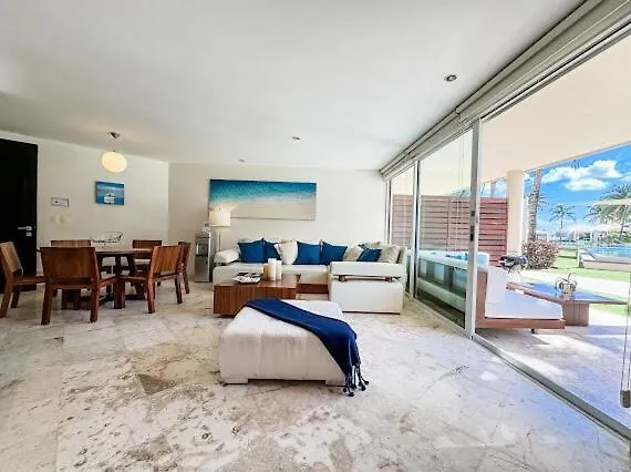 Luxury Poolfront 2br Ocean View Club * Playa del Carmen