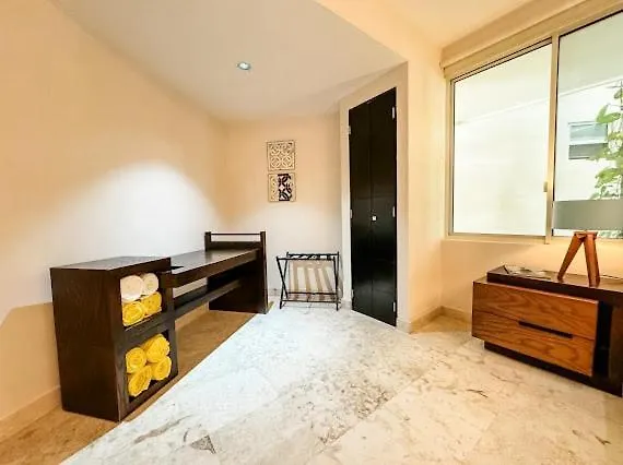 Luxury Poolfront 2br Ocean View Club Apartamento *