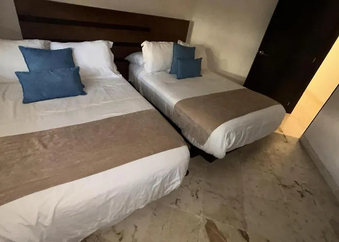 Apartamento Luxury Poolfront 2br Ocean View Club Playa del Carmen